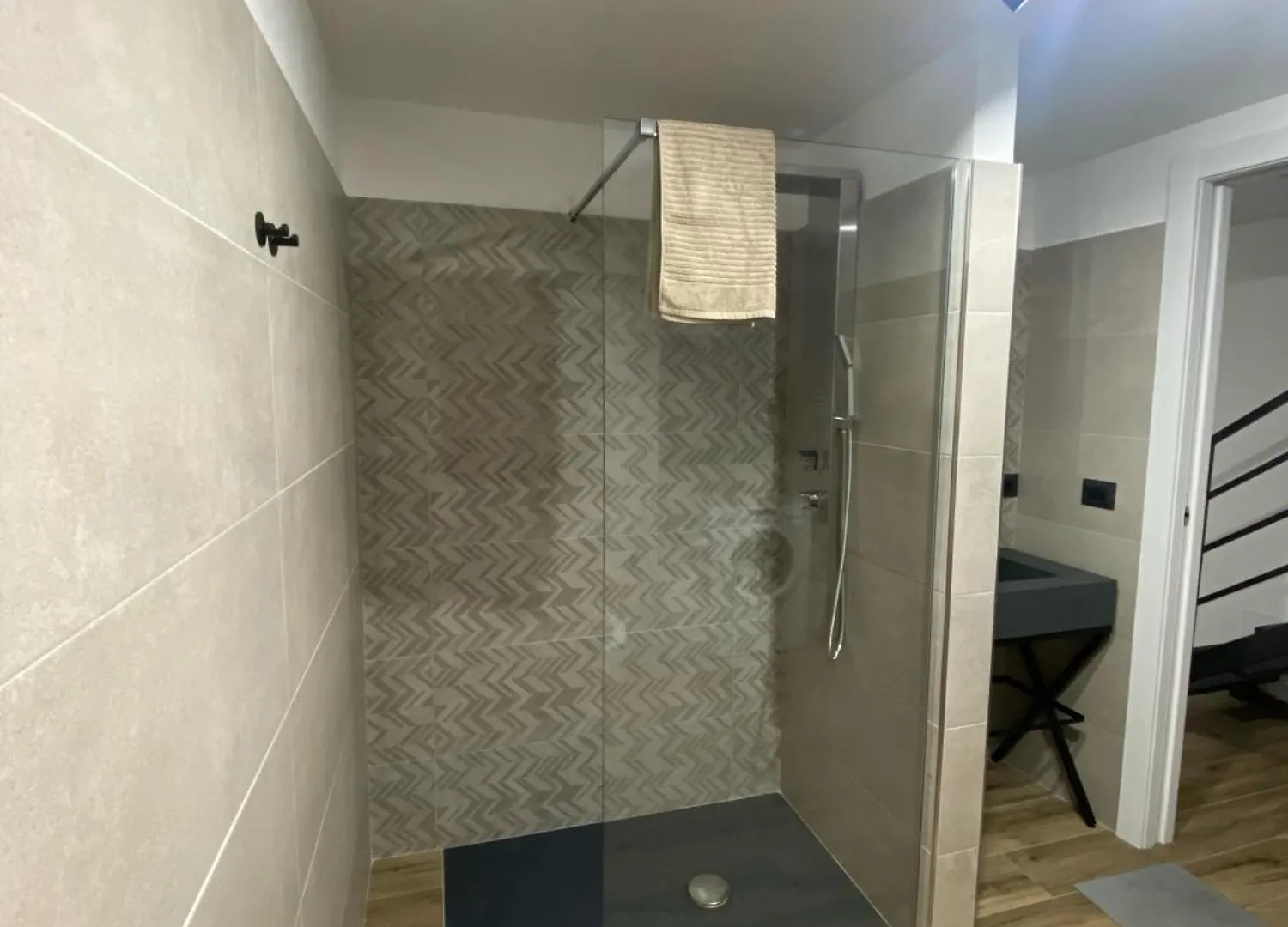 Dbhome كاتانيا